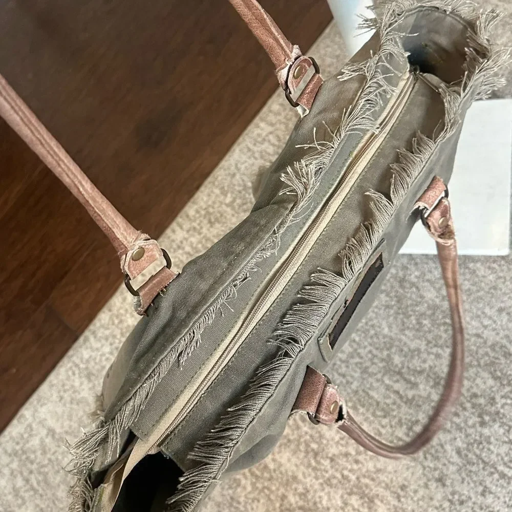 Vintage Addiction Canvas & Leather Tote Bag